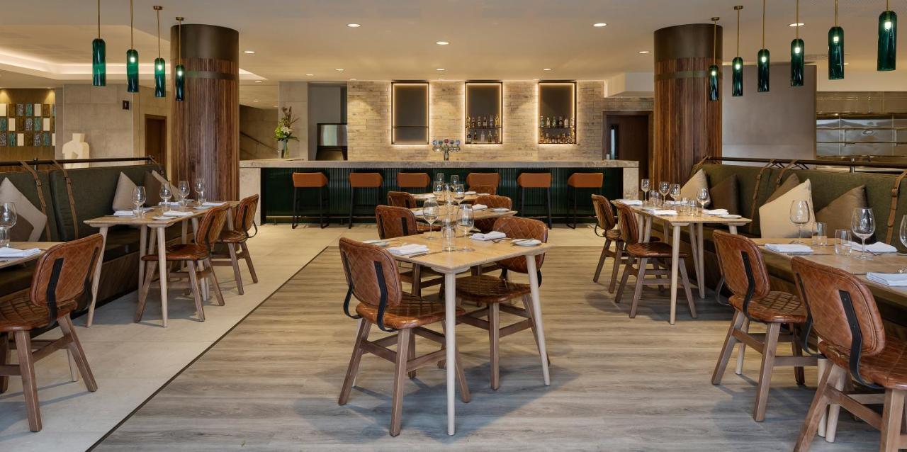 ホテル プルマン ロトルア エクステリア 写真 The restaurant at The Mitre