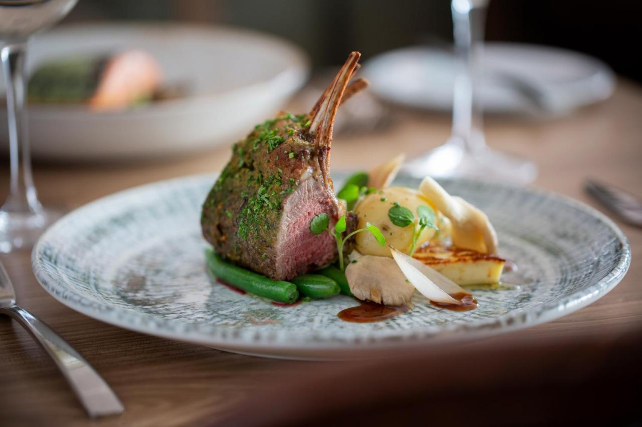 ホテル プルマン ロトルア エクステリア 写真 Rack of lamb